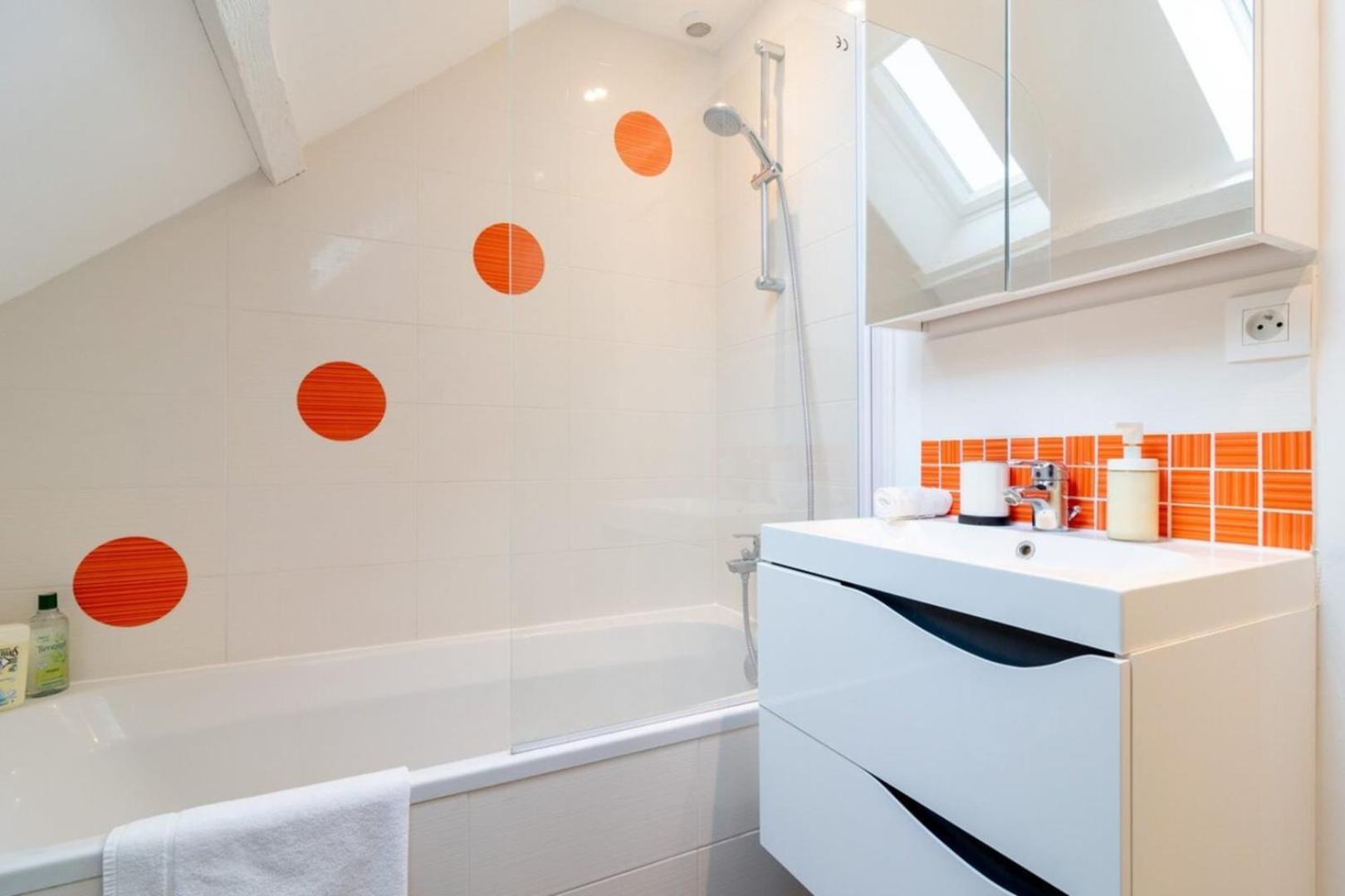 Marcq En Baroeul - Superb Apartment + Parking Экстерьер фото